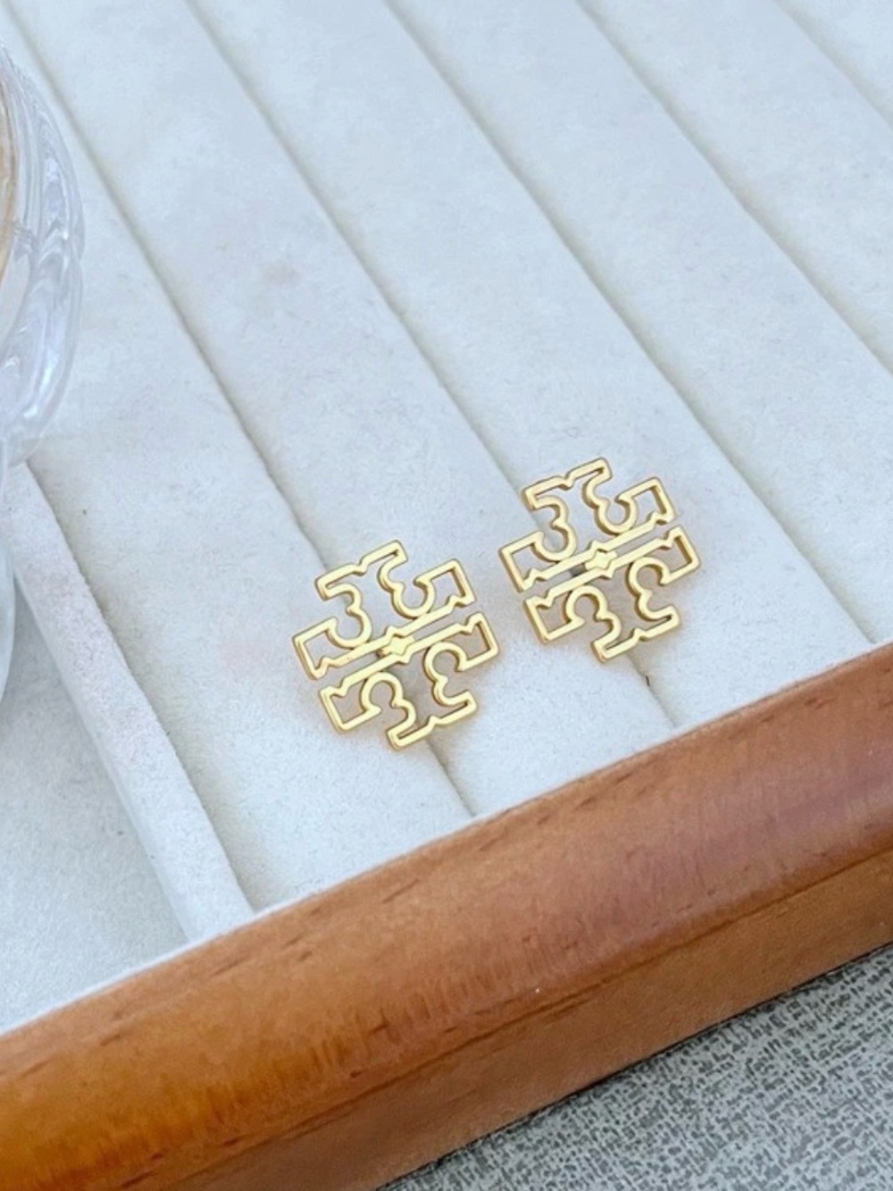 Tory Burch Gold Double-T Logo Stud Earrings with Royal Blue Pouch